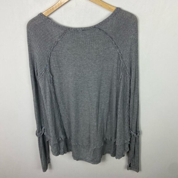 Free People Laguna Waffle Knit Thermal Grey Lightweight Size XS Bohemian Sweater - Picture 14 of 14